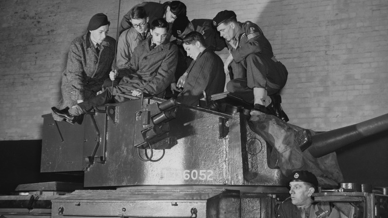 Boyscouts in a Comet Cruiser Tank