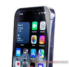 The iPhone 15 Pro will look different from the current model, pictured, albeit not radically so. (Image source: Notebookcheck)