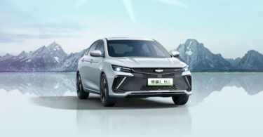 Geely Releases Second Hybrid Model