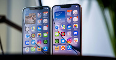 iPhone overtakes Android to claim majority of US smartphone market