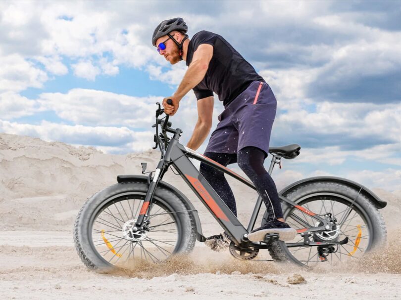 Eleglide Tankroll fat-tire electric bicycle has 70 km range and 740 W peak power