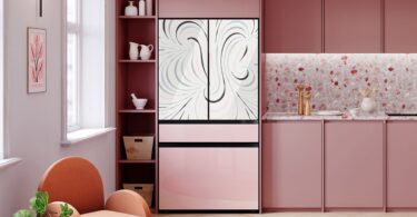 Samsung brings generative AI art and personalization to refrigerators