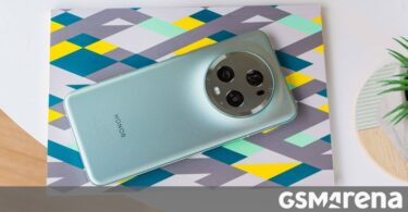 Honor Magic5 Pro in for review