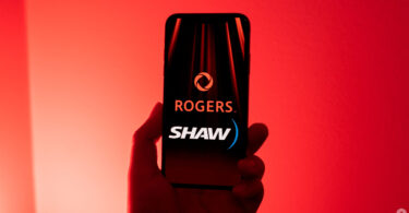 Telecom news roundup: Ottawa finalizes Rogers’ Shaw takeover [Mar. 25-31]