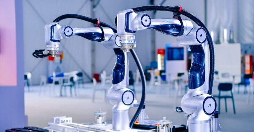 Alibaba Cloud Tests Integration of Qianwen Large-Scale Model into Industrial Robots