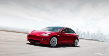 Tesla Begins Sale of China-Made Model 3 and Model Y in Canada