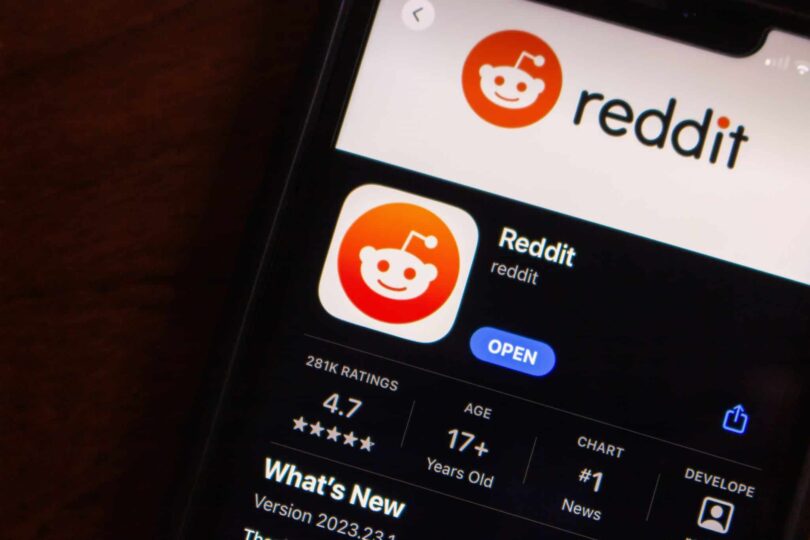 Reddit’s Data Access Decision Sparks User Protest, Traffic Plunge