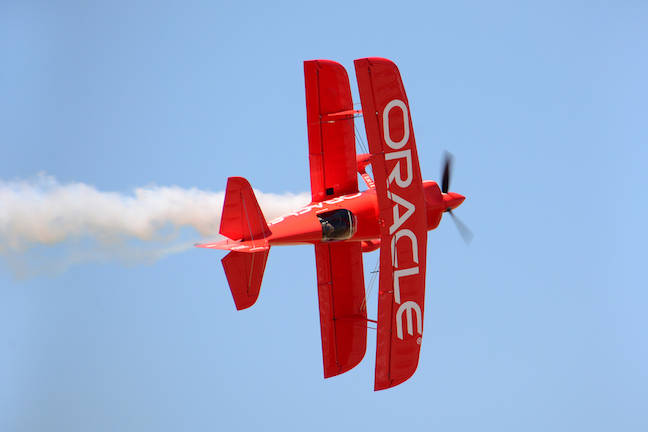 Oracle pours fuel all over Red Hat source code drama